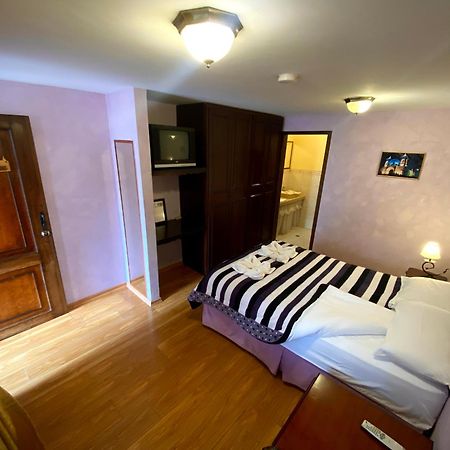 Latacunga Hostel מראה חיצוני תמונה