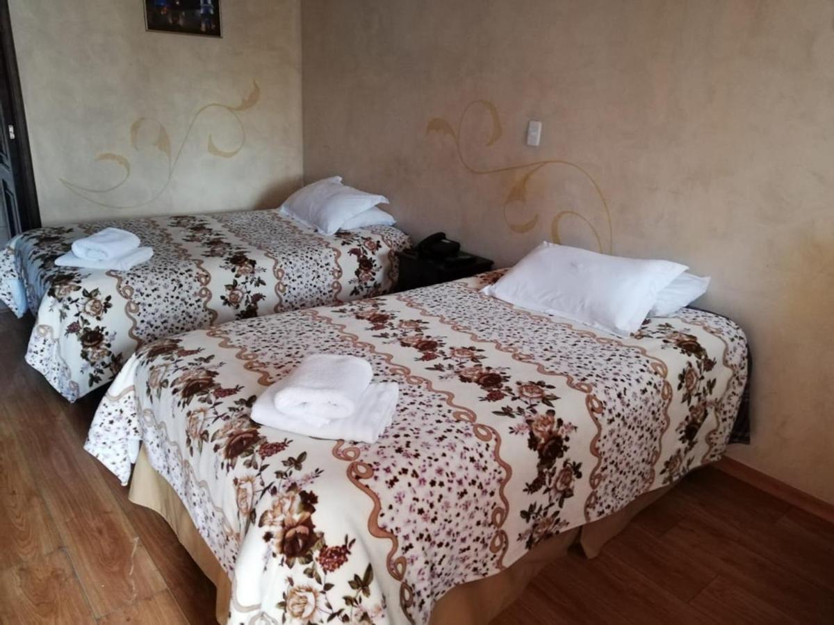 Latacunga Hostel מראה חיצוני תמונה