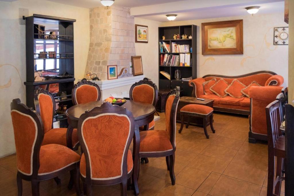 Latacunga Hostel מראה חיצוני תמונה