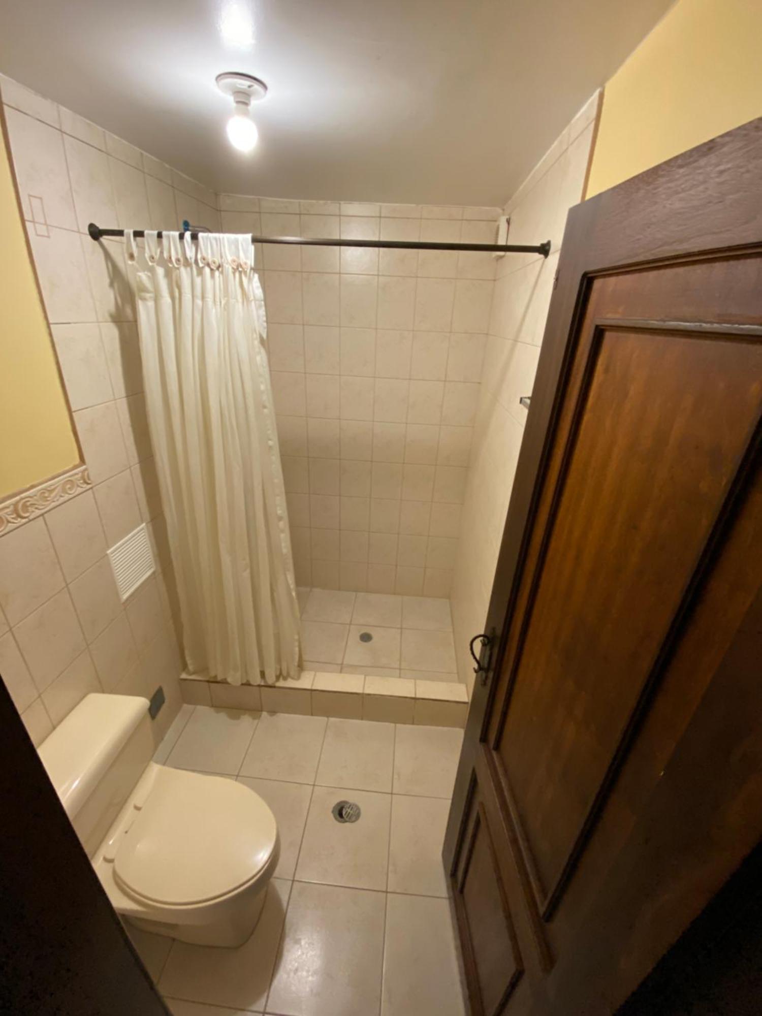 Latacunga Hostel מראה חיצוני תמונה