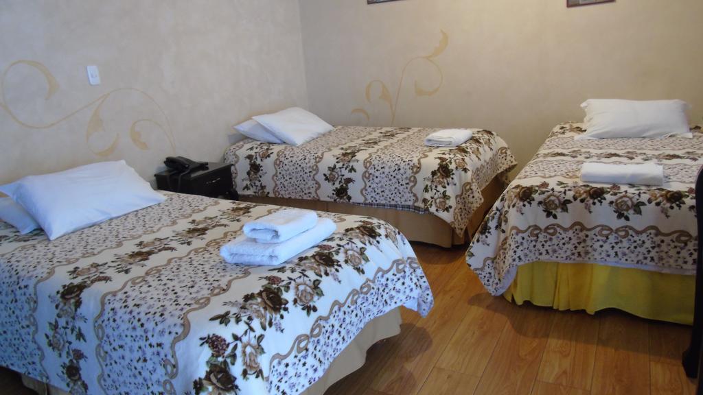 Latacunga Hostel מראה חיצוני תמונה