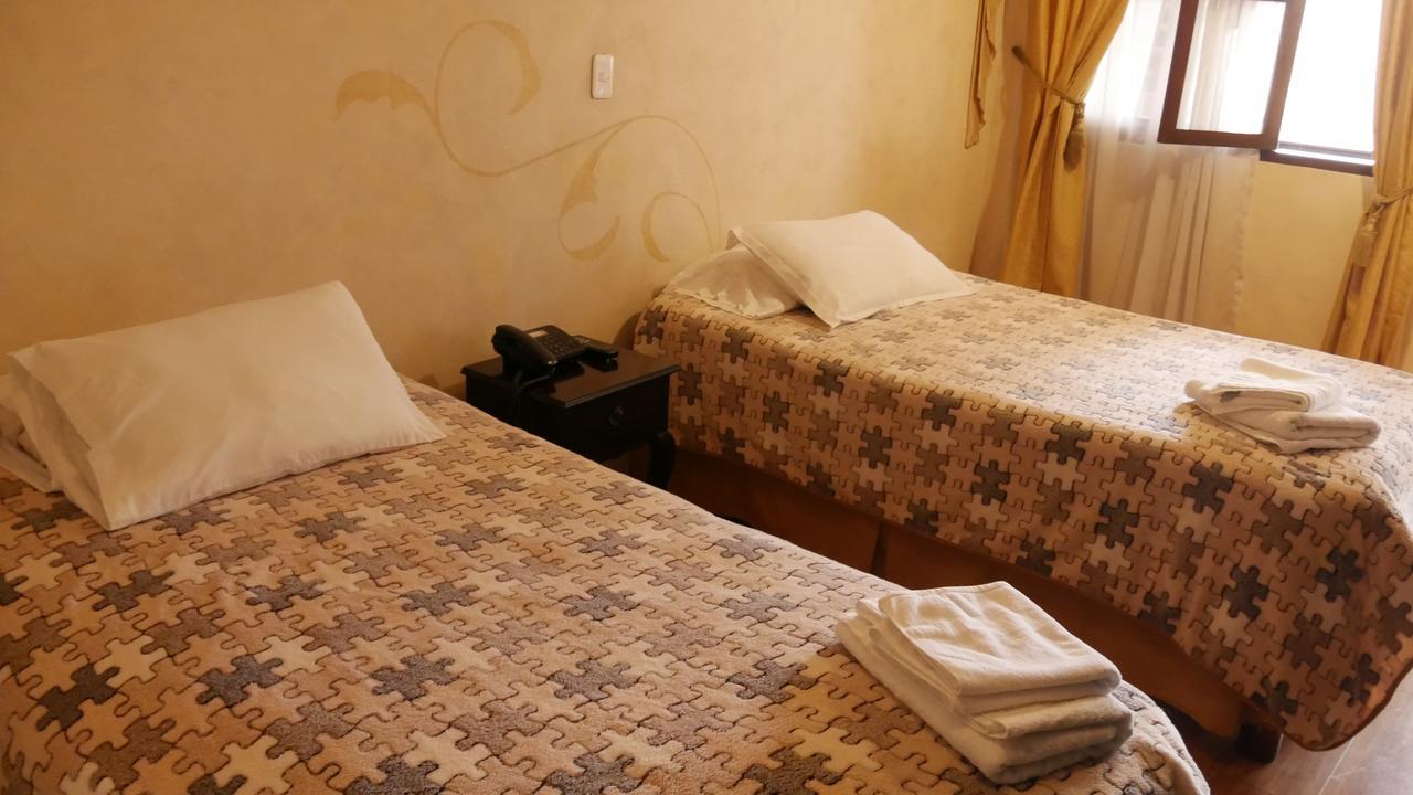 Latacunga Hostel מראה חיצוני תמונה