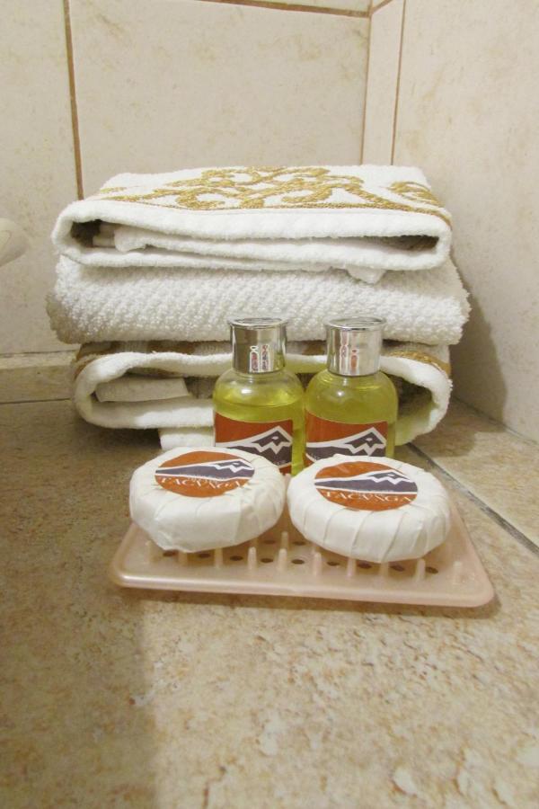 Latacunga Hostel מראה חיצוני תמונה